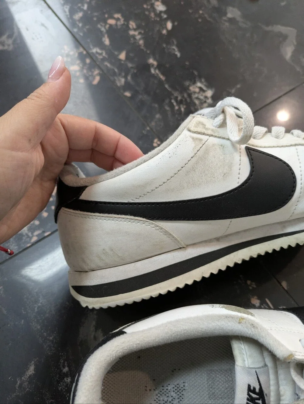 Nike Cortez Basic SI Gs White Sneakers Size 9